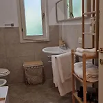 Lucca's Gem شقة